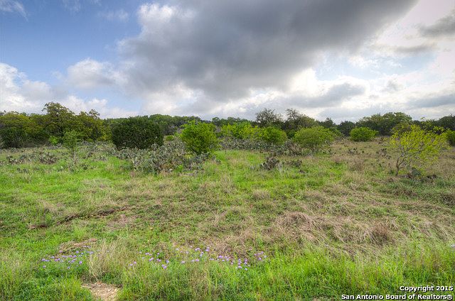 1st image of 234 Pin Oak Trl