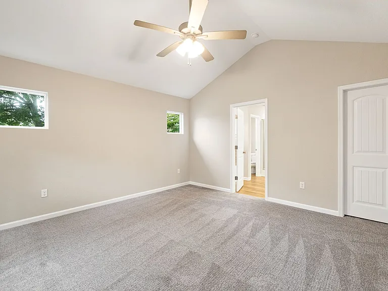 8035 E Glen Rd — Photo 24