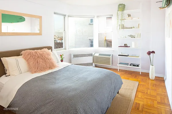 Sold by Corcoran | media 24