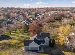 2525 Stockbridge Rd, Mendota Heights, MN 55120