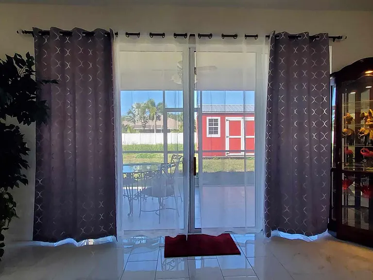 2323 Pan American Blvd — Photo 5