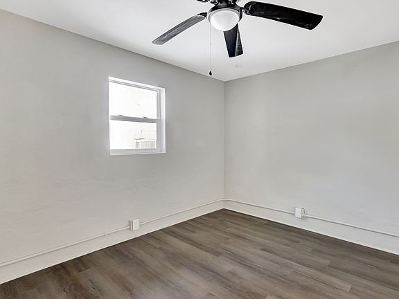 5th image of 2751 Malvern Ave