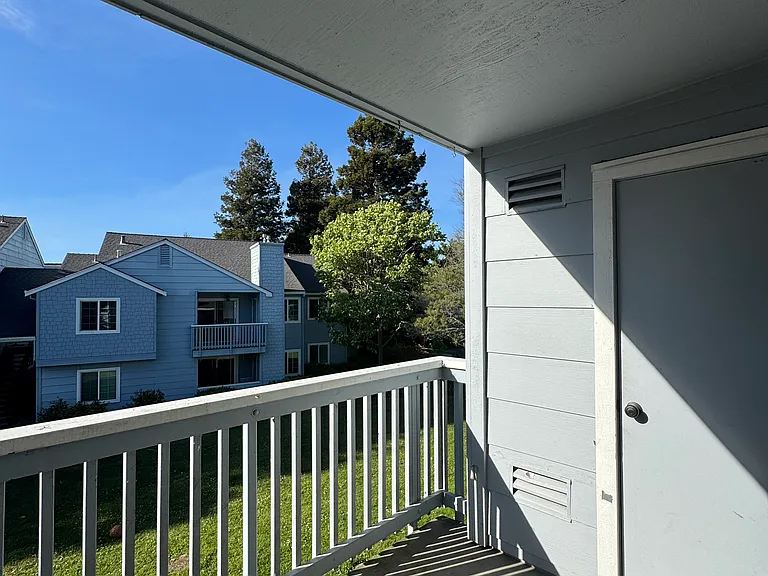 511 Lighthouse Dr — Photo 23