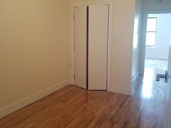 4th image of 2316 Bedford Ave APT 2R