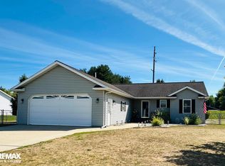 908 Pheasant Run, Gladwin, MI 48624