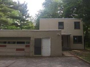 7375 Gable Rd, Merrillville, IN 46410