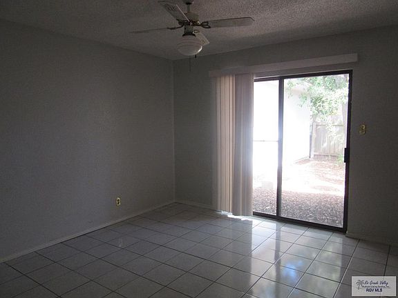3rd image of 2705 Hunters Crossing St