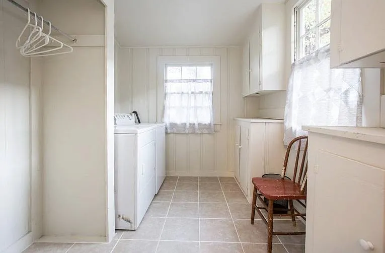 2241 Joliet St #B — Photo 10