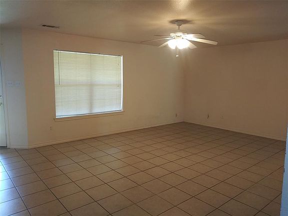 5th image of 226 Flying Bridge Dr