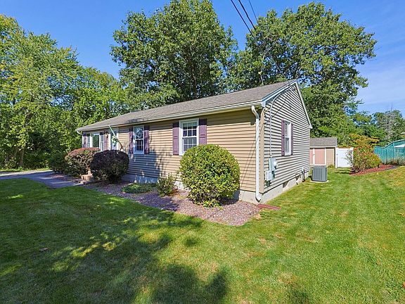 2nd image of 36 Butler St