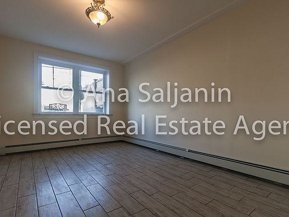 3rd image of 2536 48th St #1