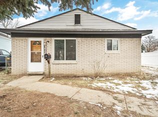 6372 Princess St, Taylor, MI 48180