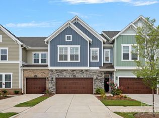 9007 Charles Francis Ln, Cornelius, NC 28031