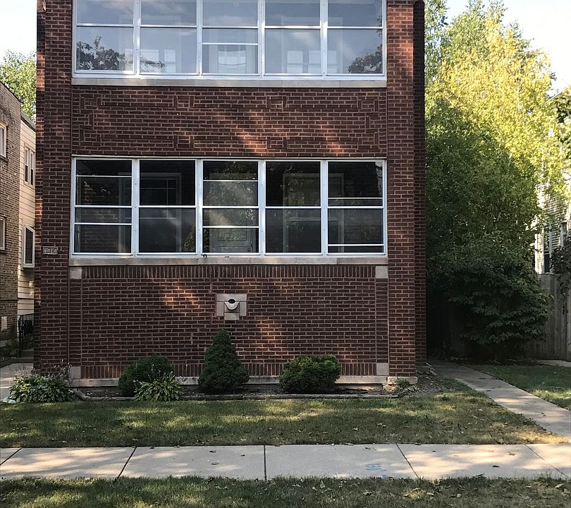 1st image of 3912 N Monticello Ave #2