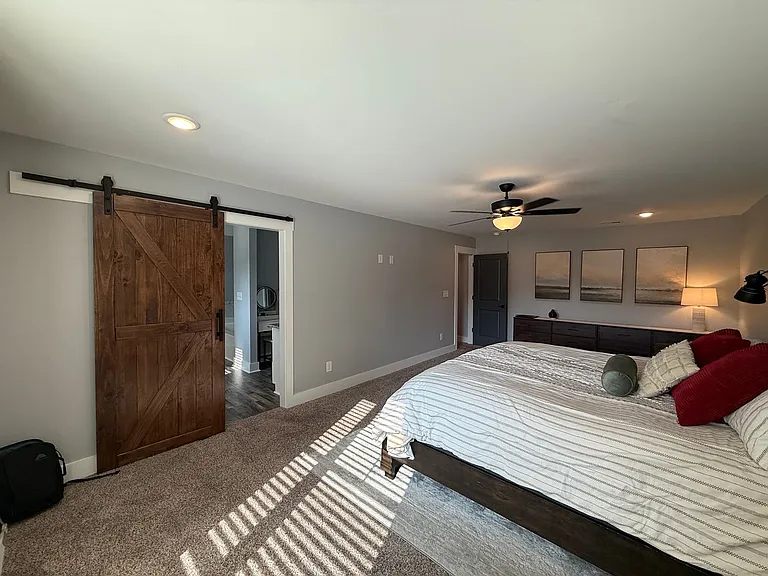 3034 Candlelight Dr — Photo 32