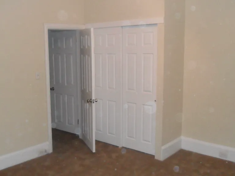 407 Daly St — Photo 11