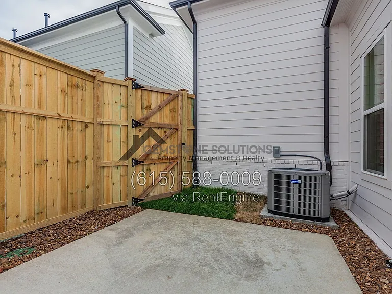 3006 Hathaway St — Photo 29