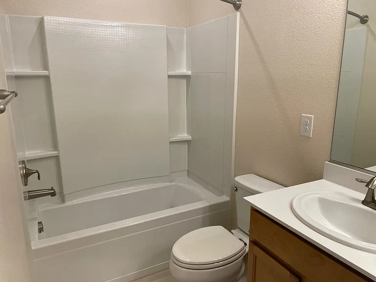 1009 Arbor Rd — Photo 16