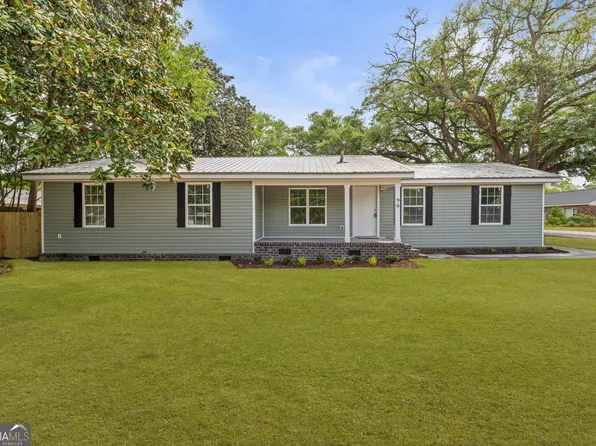 90 Anne St, Pembroke, GA 31321