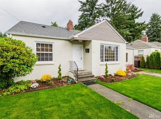 809 Spring St, Fircrest, WA 98466