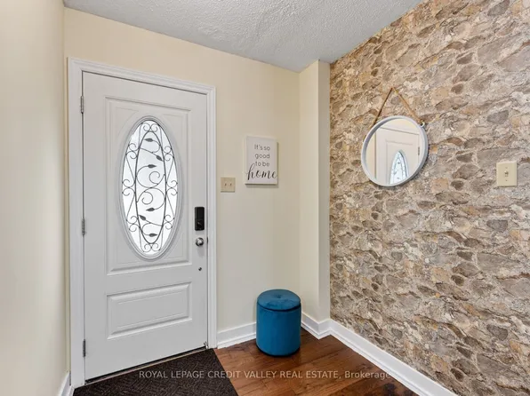 7 Hillpark Trl, Brampton, ON L6S 1R1