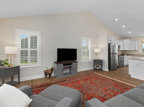 170 Lindburgh Dr, Waynesboro, VA 22980