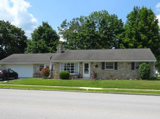 32 Columbus Ave, Littlestown, PA 17340