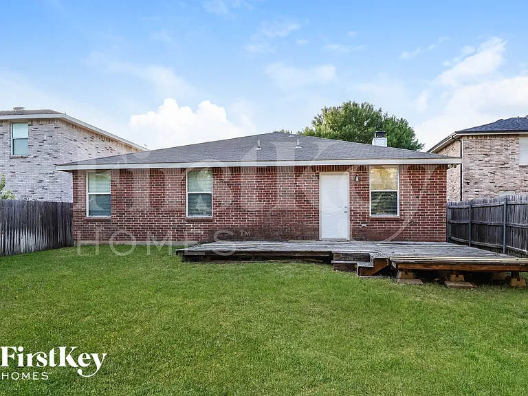 614 Silvertop Rd — Photo 18
