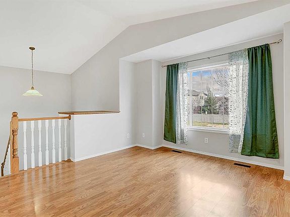 4th image of 116 NE Pinnacle Blvd