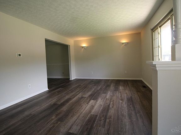 3rd image of 5888 N Turtle Creek Dr