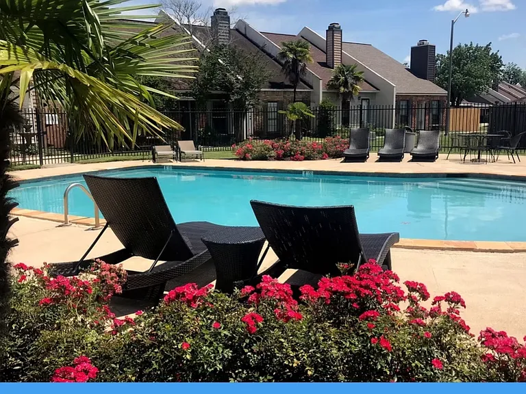 210 Long Plantation Blvd #U — Photo 14