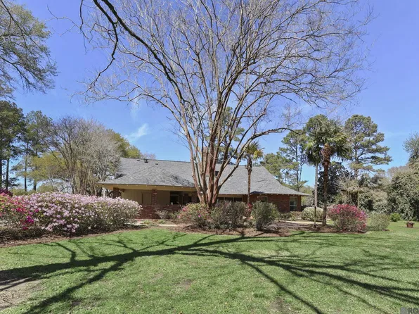 2625 Highway 67, Slaughter, LA 70777