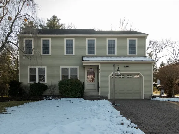53 Perry Henderson Dr, Framingham, MA 01701