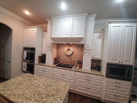 5th image of 4306 NE Blue Spruce Ave