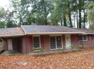 9 Clausen Dr, Columbus, GA