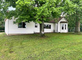 13027 134th Rd, Hoyt, KS 66440