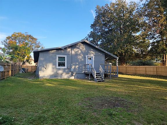3rd image of 710 NE 28th Ave