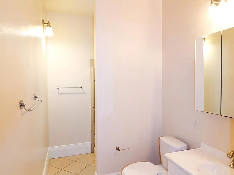 2620 Eden Avenue — Photo 10