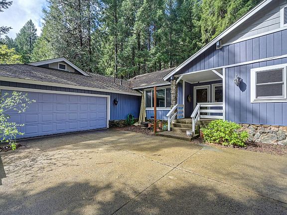 4th image of 4580 Jenkinson Cir