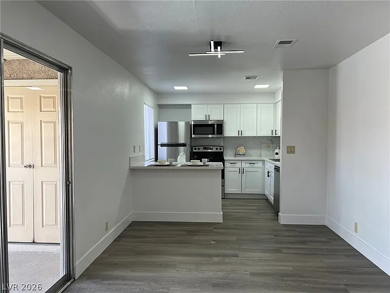 5080 Indian River Dr #360 — Photo 5