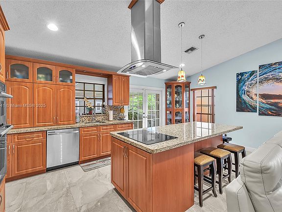 5th image of 9110 S Lake Miramar Cir