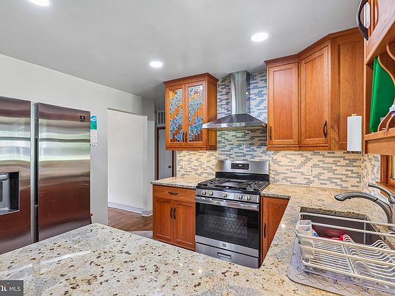 2nd image of 17331 Tripoli Blvd