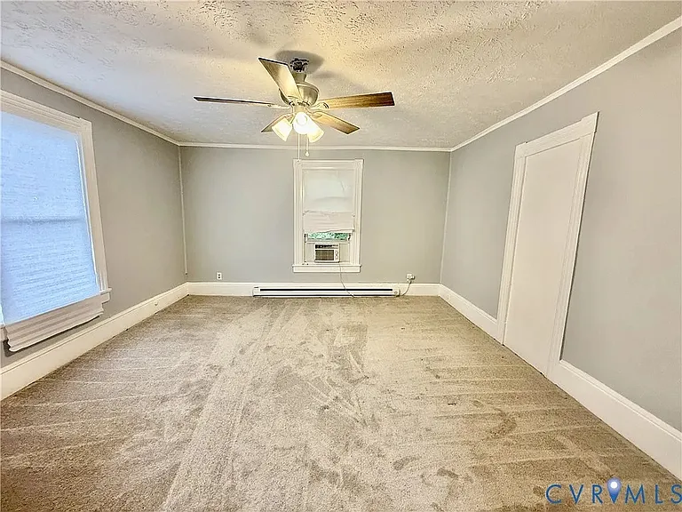 419 Park Ave #B — Photo 8