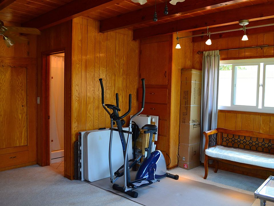 Bonus Room Interior