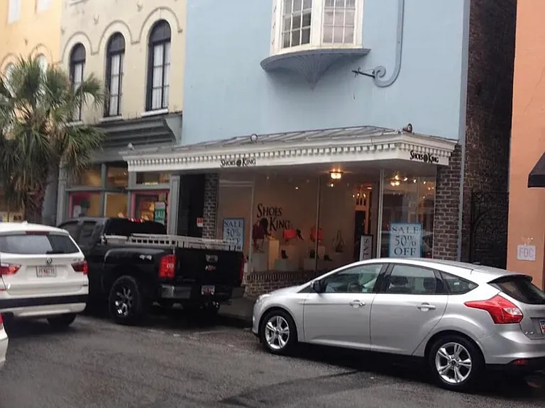 335 King St #A — Photo 10