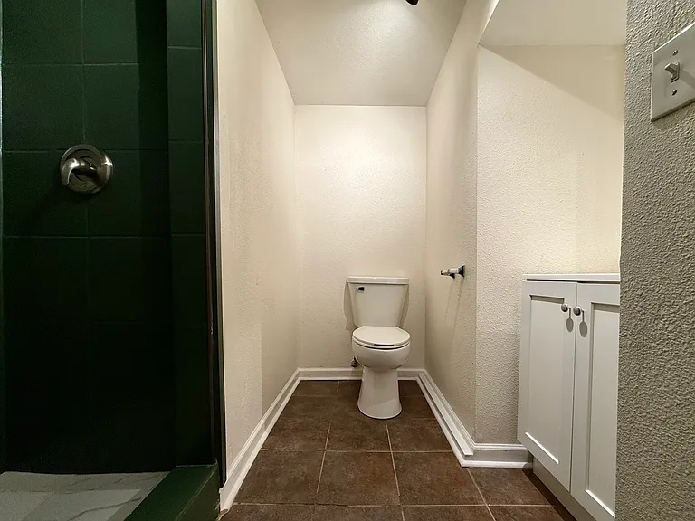 2613 Bryant Ave S #B — Photo 14