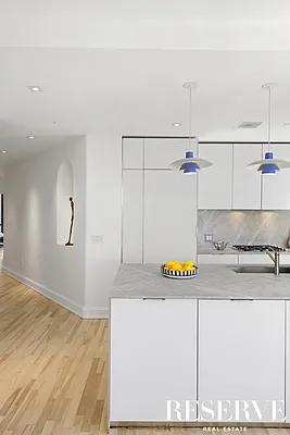 Rented by Reserve | media 22