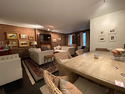 Rented by One New York Realty Inc | media 24