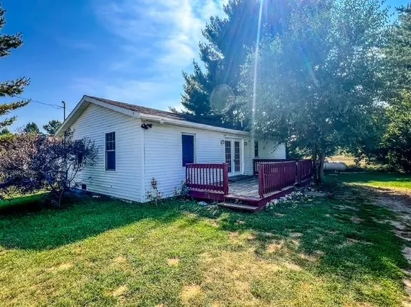 8710 E Townline Lake Rd, Harrison, MI 48625