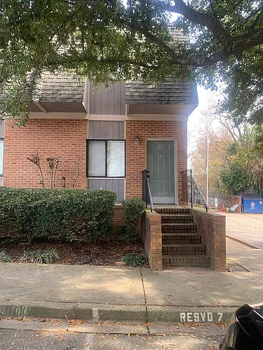 7 Canterbury Ct Photo 1
